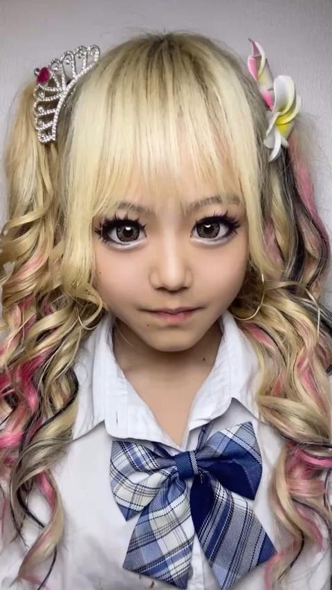 1800万ユーザーが使うライブ＆動画コミュニティアプリ ミクチャ