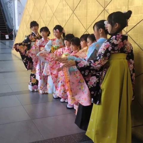 1800万ユーザーが使うライブ＆動画コミュニティアプリ ミクチャ