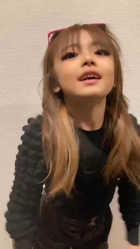 1800万ユーザーが使うライブ＆動画コミュニティアプリ ミクチャ