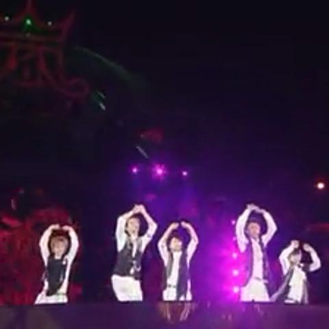 嵐大好きさんのミクチャ動画 番外編から 2番の 時計じかけのアンブレラ