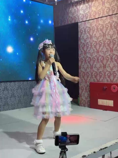 1800万ユーザーが使うライブ＆動画コミュニティアプリ ミクチャ