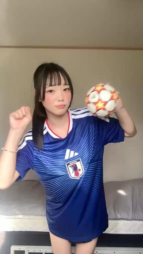 身長167cmです！！顔が必死すぎる #ナルトダンス #大森靖子#大森靖子