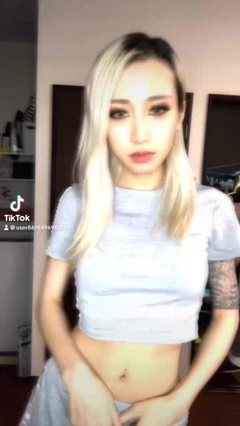 1800万ユーザーが使うライブ＆動画コミュニティアプリ ミクチャ