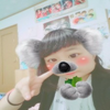 魅紅