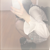 てる