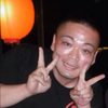 やー
