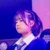 こに。