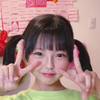 カーキ